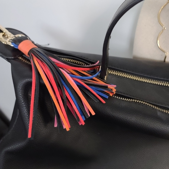 Expressions NYC Black Leather Purse - Picture 2 of 8